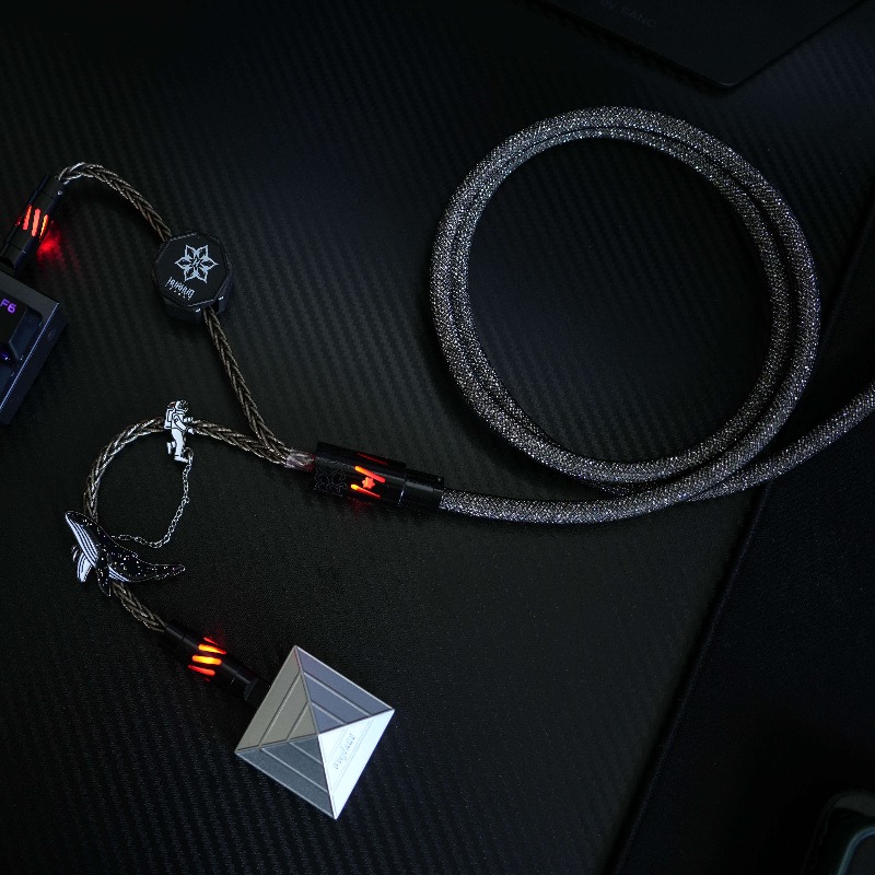 Cavo per Tastiera Magnetica Hu - Desk Setup Rgb recensione e prezzo