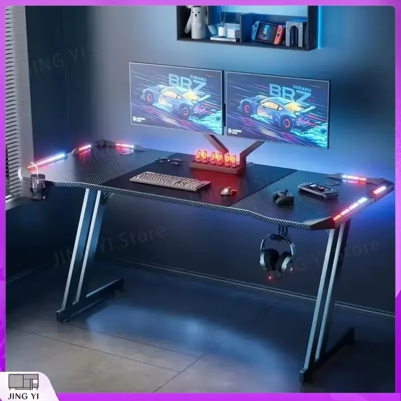 Scrivania da Gaming con Luci L - Desk Setup Headphones recensione e prezzo